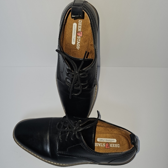 Deer Stags Men's Classic Black Oxfords - Picture 1 of 3